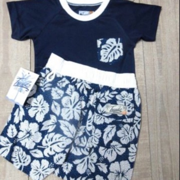 ! NWT little boys swim trunks - Picture 4 of 7